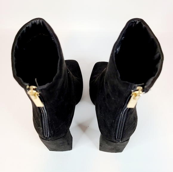 Just Fab Black Suede Stacked Heel Ankle Boots Zip Size 5.5 - Picture 11 of 12